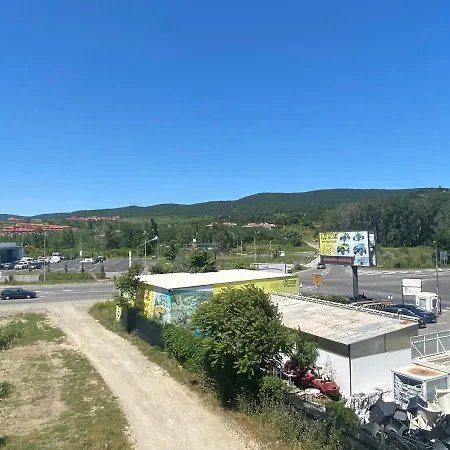 Amadeus 1 - 13b Large Two Bedroom * Napospart