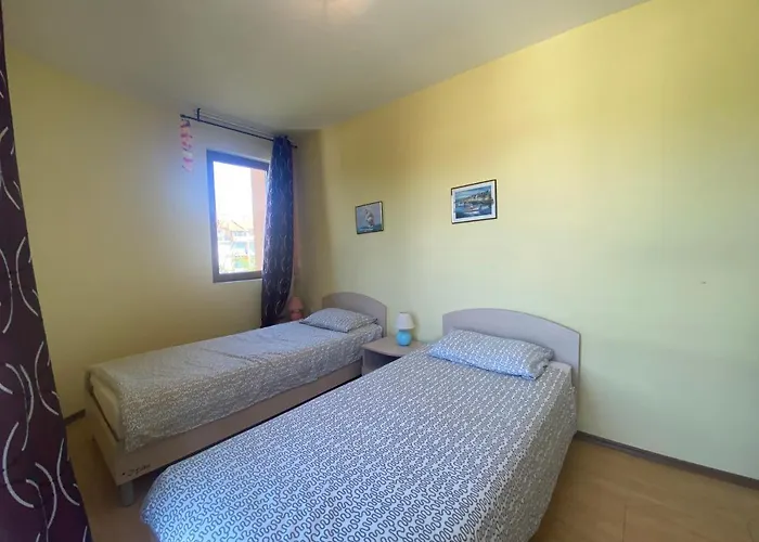 Apartmán Amadeus 1 - 13b Large Two Bedroom *