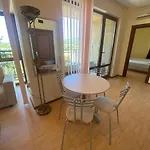 Amadeus 1 - 13b Large Two Bedroom Apartmán