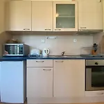 Amadeus 1 - 13b Large Two Bedroom Apartmán *